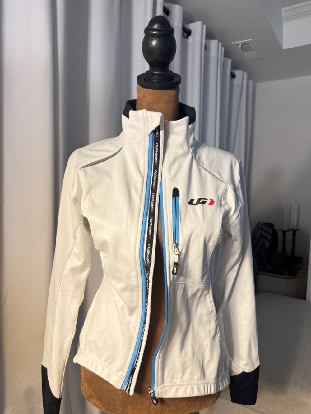 GARNEAU White Softshell Jacket with Blue Trim